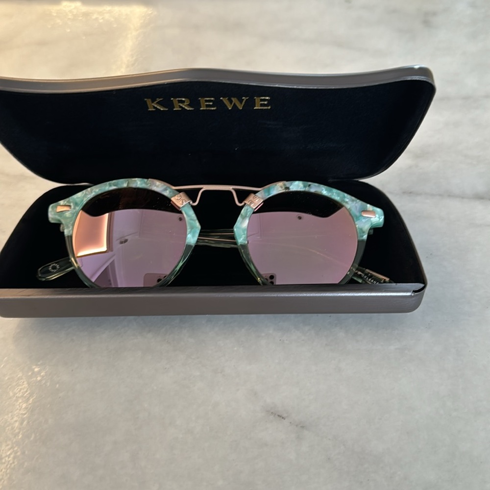 Krewe “St.Louis” style frame